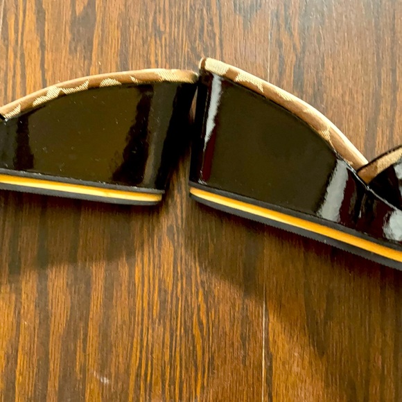 Coach Sandals - Picture 7 of 7